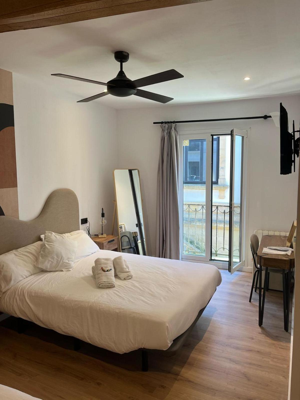 Kaixo Rooms San Sebastian Buitenkant foto